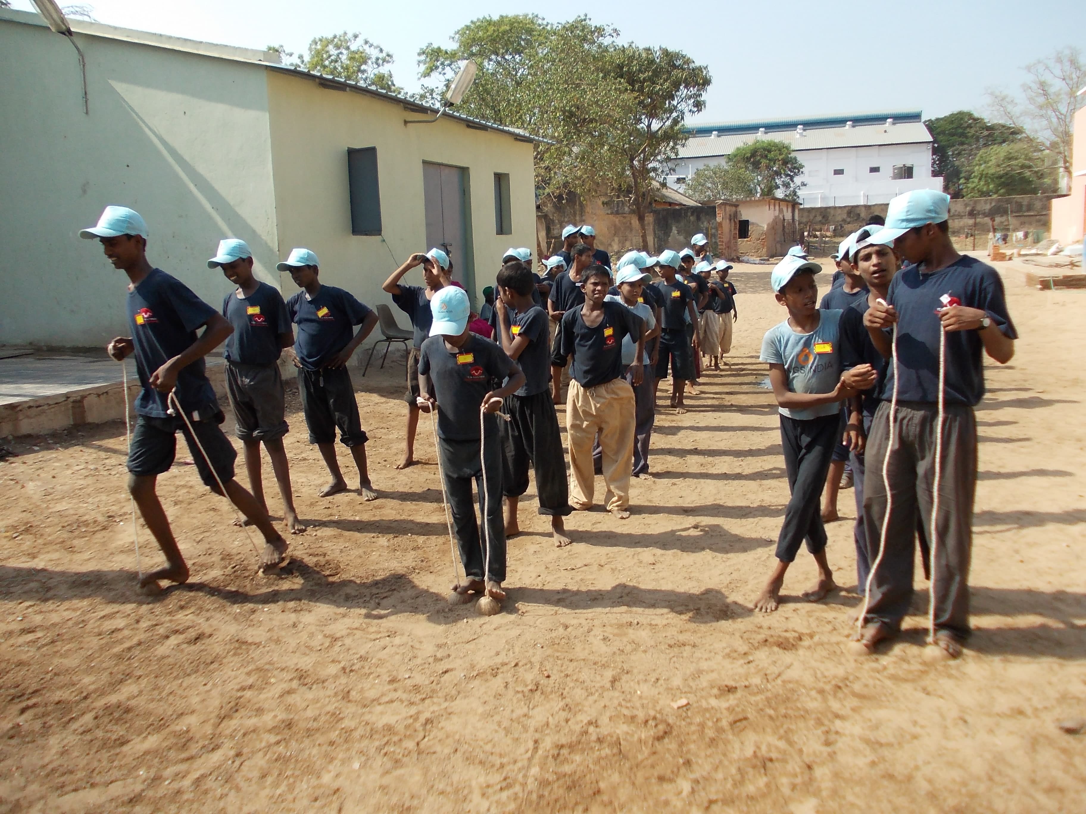 Children participating in a structured CHES Resource Centre activity